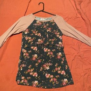 Latched Mama 3/4 sleeve shirt